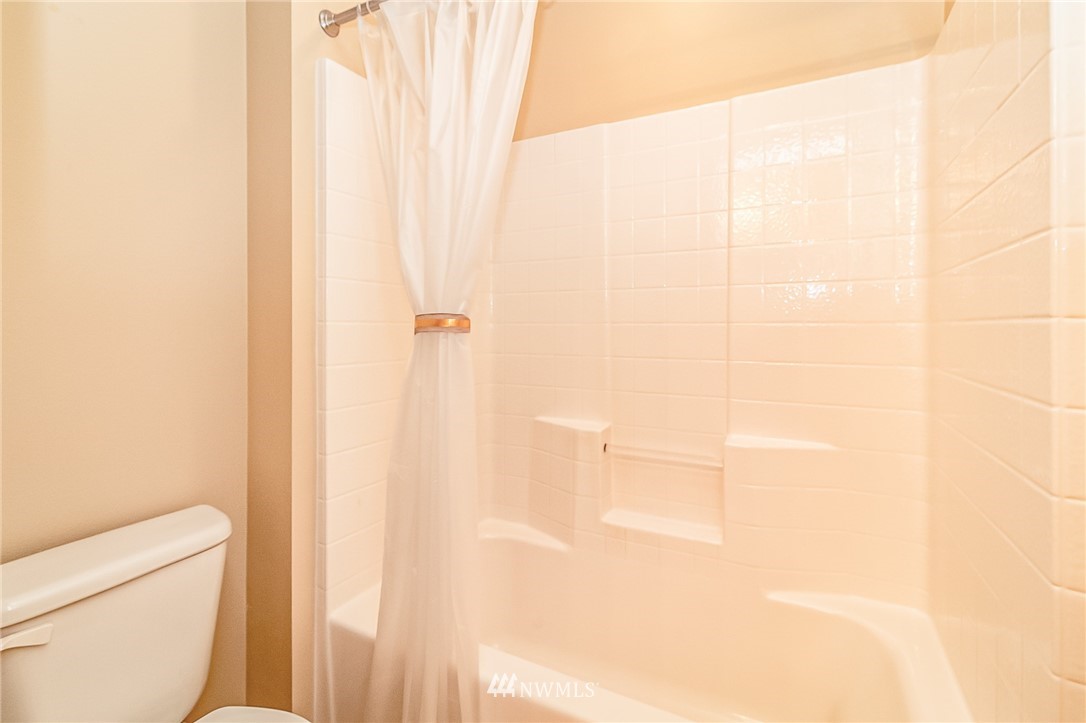 16604 38th Avenue Southeast Bothell, WA 98012 - Photo 26 of 40 Gallery Image 26