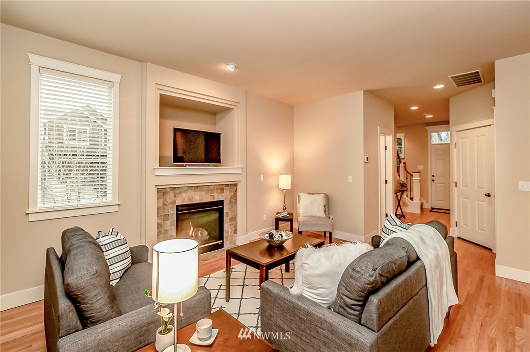 16604 38th Avenue Southeast Bothell, WA 98012 - Photo 5 of 40 Gallery Image 5