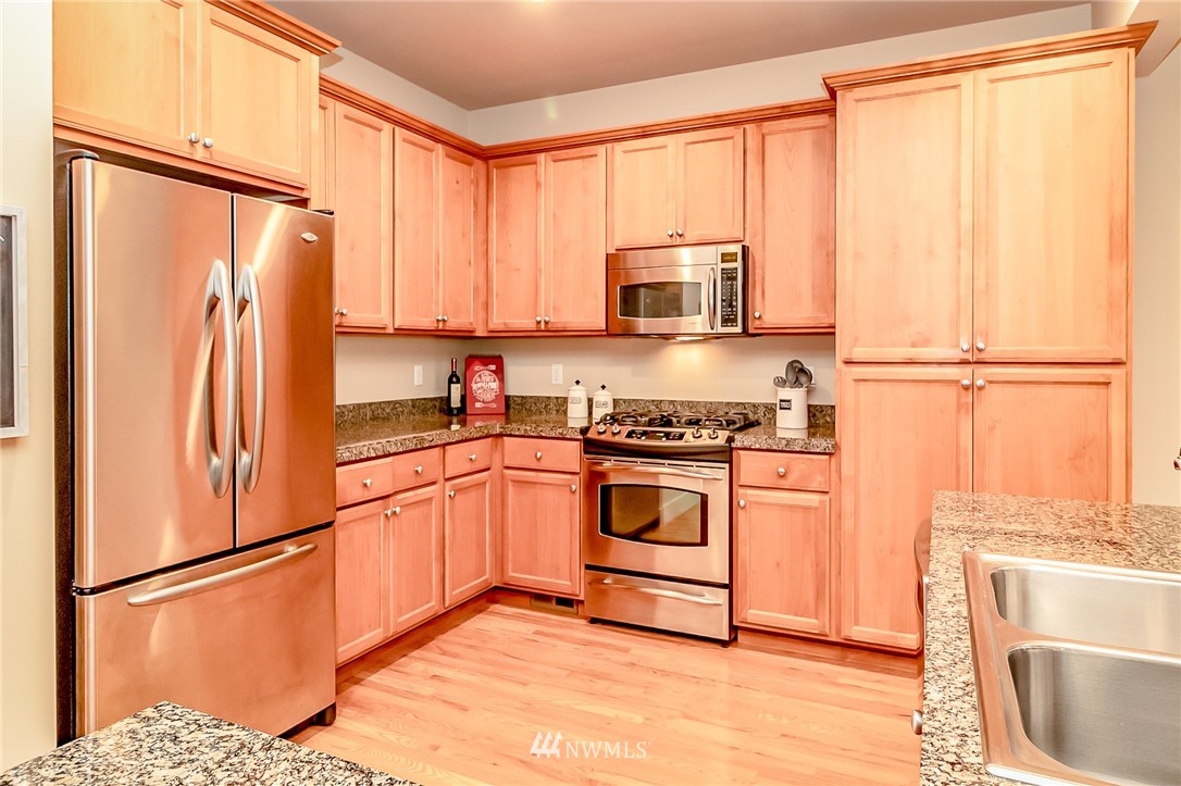 16604 38th Avenue Southeast Bothell, WA 98012 - Photo 9 of 40 Gallery Image 9