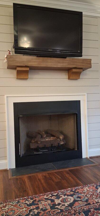 2348 East Ruritan Road Roanoke, VA 24012 - Photo 16 of 31 a living room with a fireplace