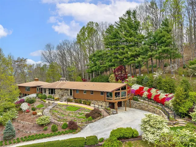$1,250,000 | 1300 Randy Drive, Hendersonville, NC 28791