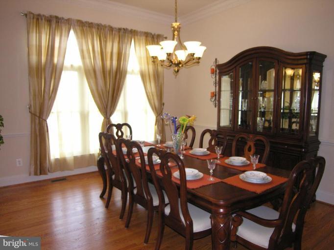 6406 Gayfields Road Alexandria, VA 22315 - Photo 5 of 30 Dining Room #2