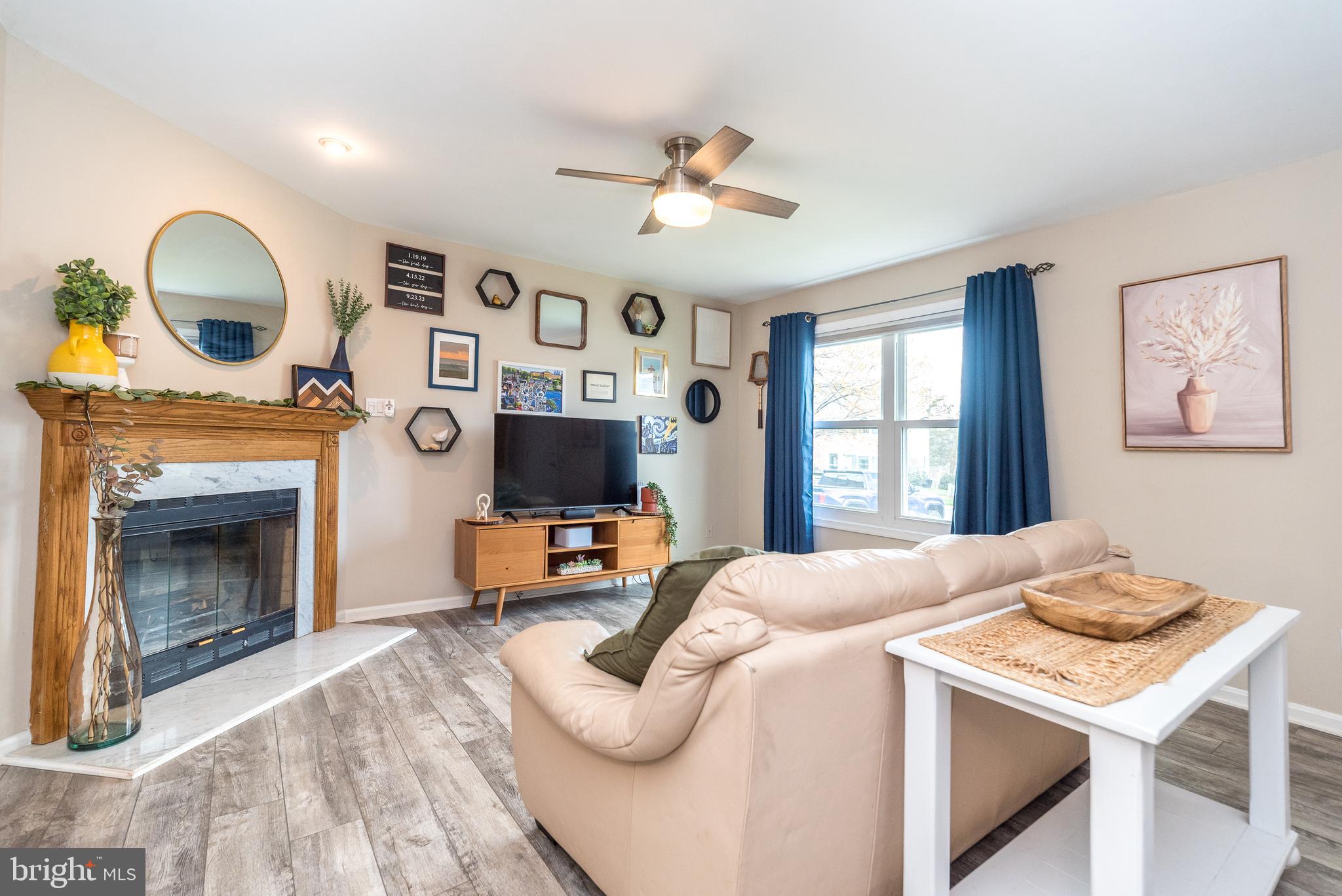 1218 Pine Ridge Drive Perkiomenville, PA 18074 - Photo 4 of 49