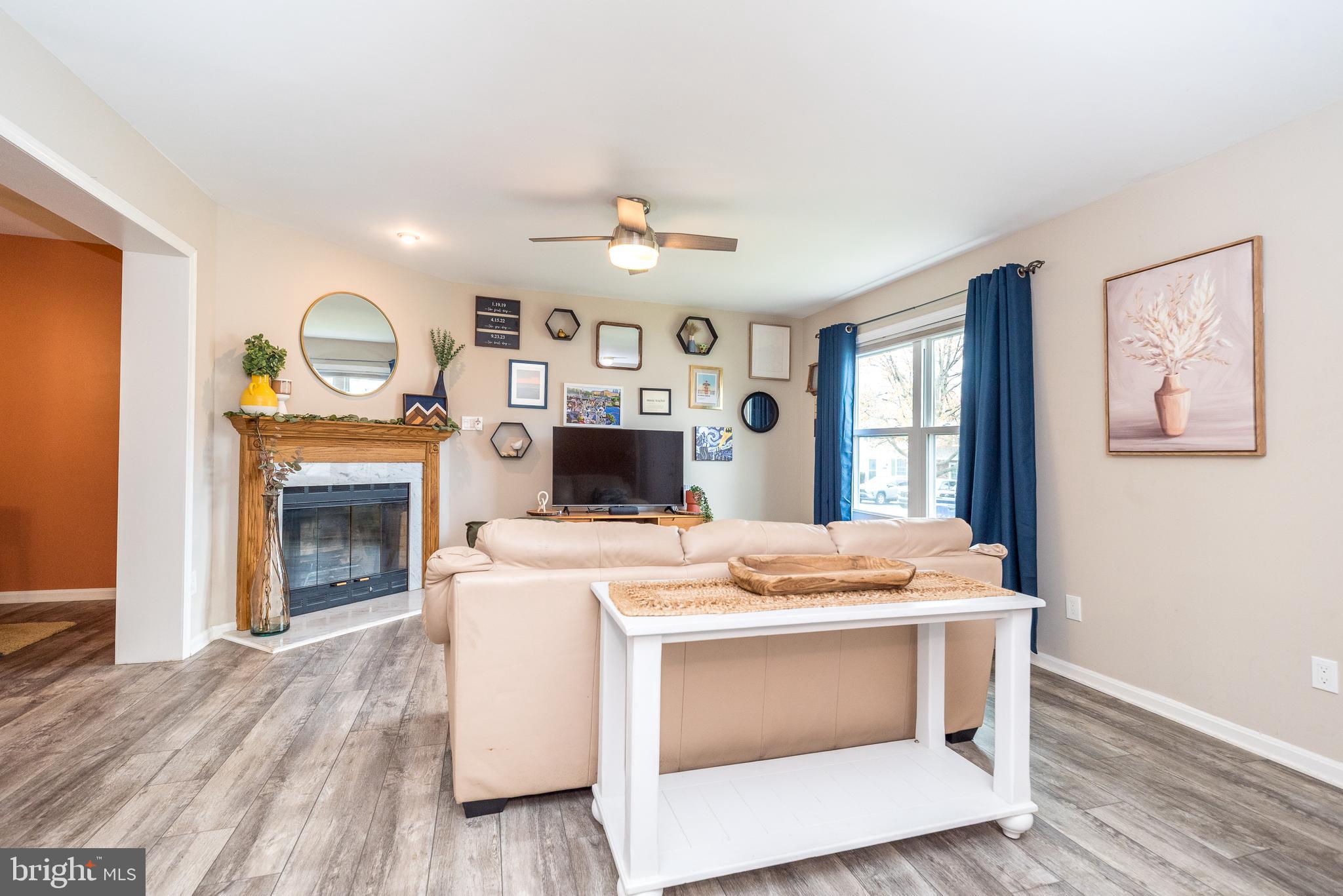 1218 Pine Ridge Drive Perkiomenville, PA 18074 - Photo 5 of 49