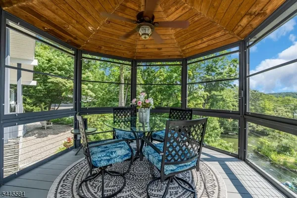 $3,000,000 | 29 Air Castle Isle, Hopatcong, NJ 07821