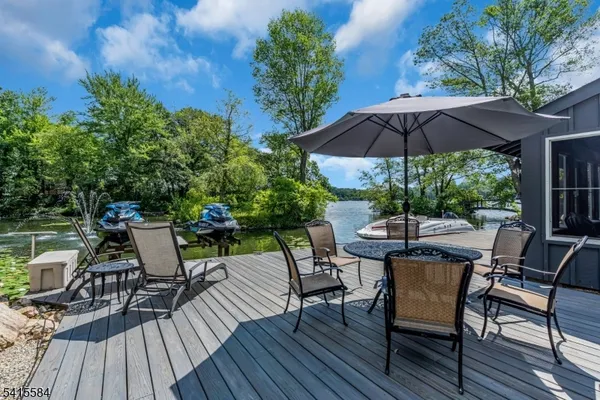 $3,000,000 | 29 Air Castle Isle, Hopatcong, NJ 07821