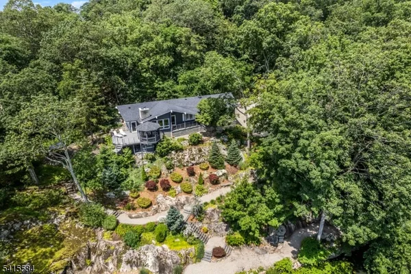 $3,000,000 | 29 Air Castle Isle, Hopatcong, NJ 07821