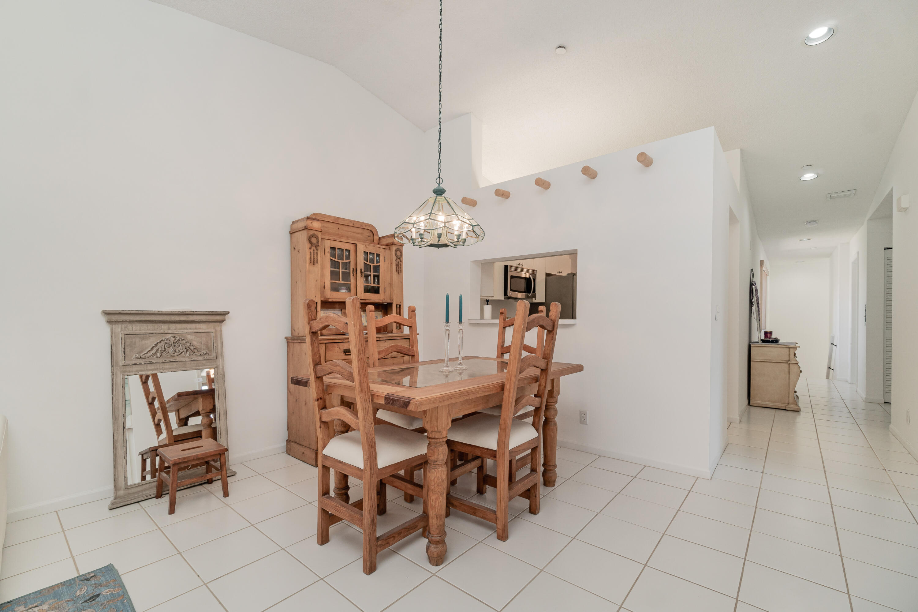 340 Northwest 67th Street, Unit 201 Boca Raton, FL 33487 - Photo 18 of 46 Dining area