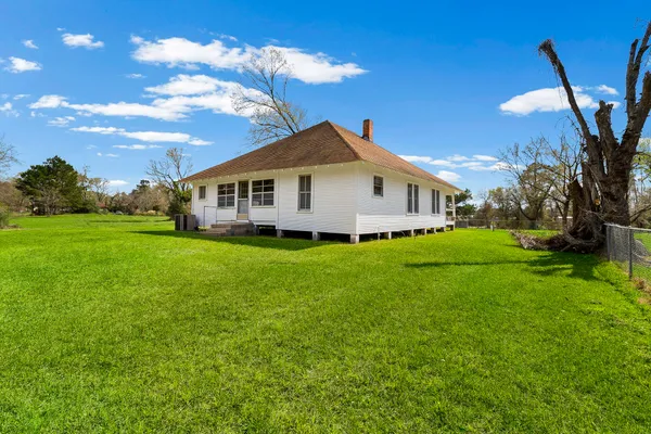 $310,000 | 2 Triple Creek Loop, Livingston, TX 77351