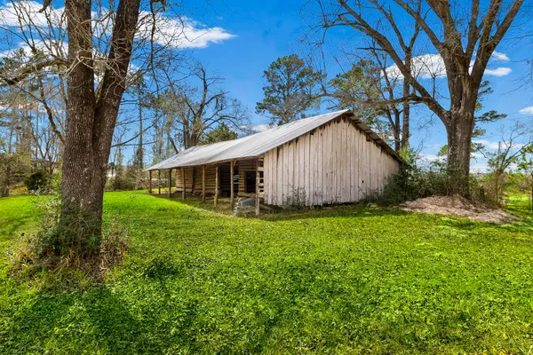 $310,000 | 2 Triple Creek Loop, Livingston, TX 77351