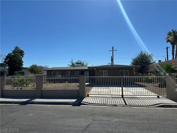 $384,900 | 2876 Escuela Street, Las Vegas, NV 89121