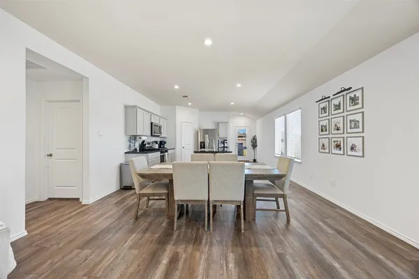 $2,300 | 5455 Desert Glen Dr Spring, Spring, TX 77373