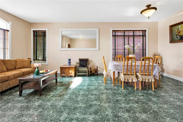 $549,999 | 12529 Marchmont Court, Victorville, CA 92392