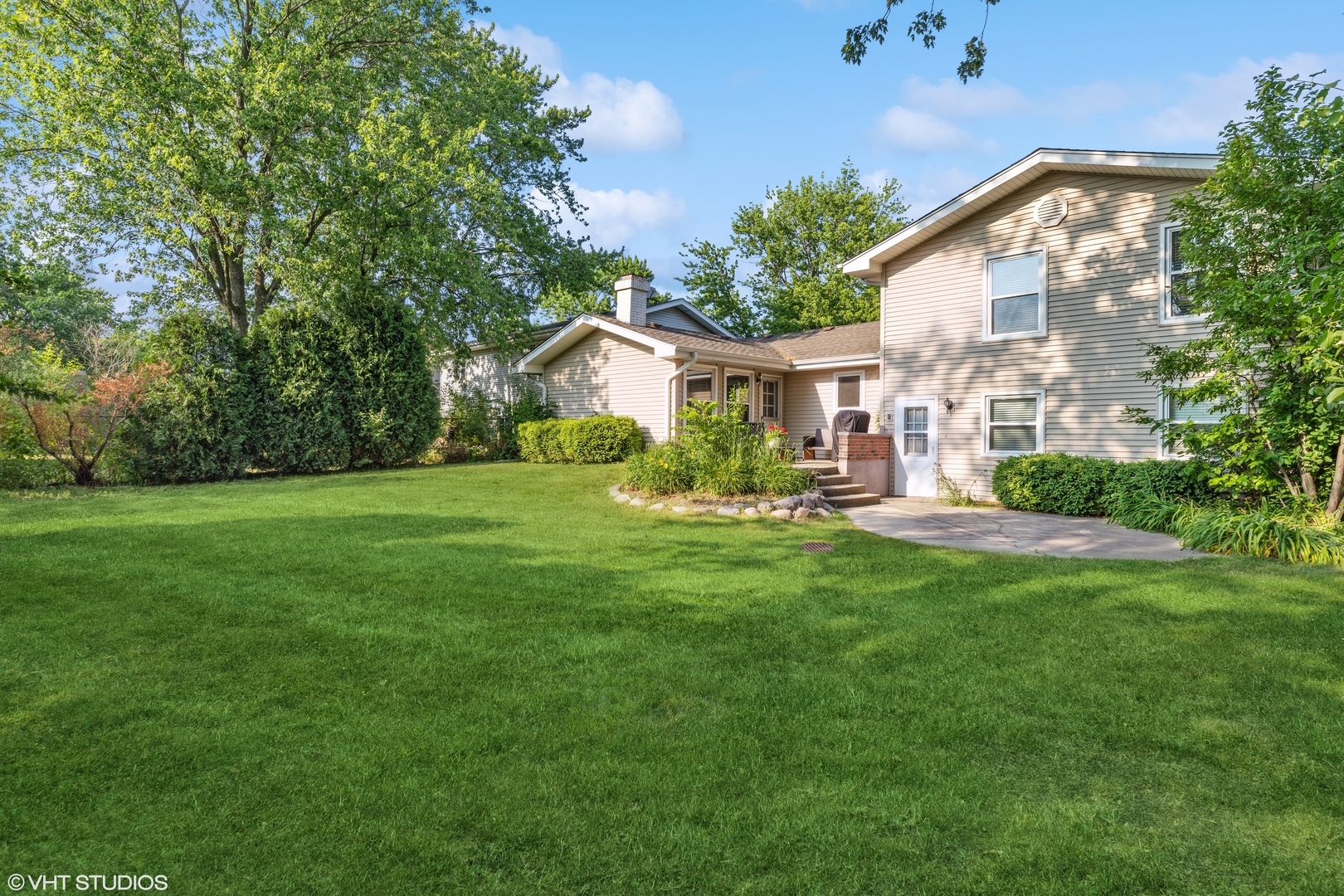1400 Meyer Road Hoffman Estates, IL 60169 - Photo 20 of 22