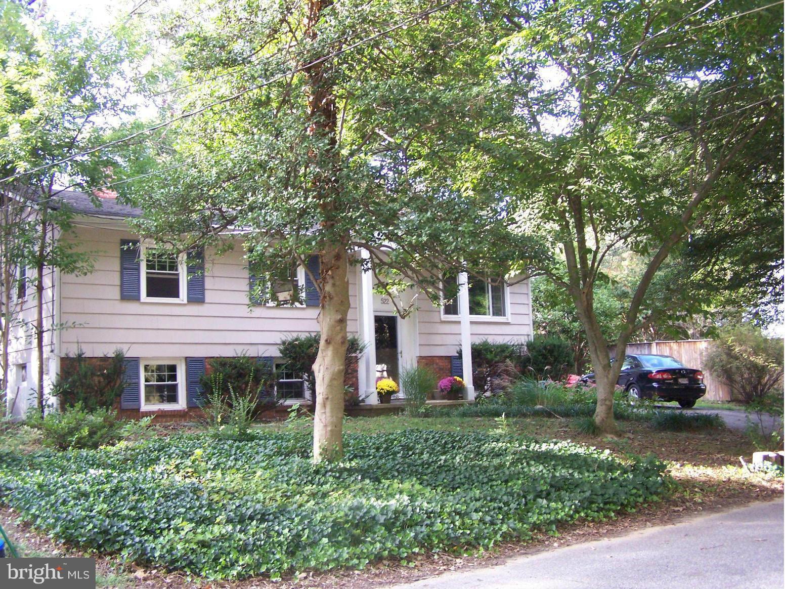 522 Manor Road Severna Park, MD 21146 - Photo 1 of 26 Exterior (Front)