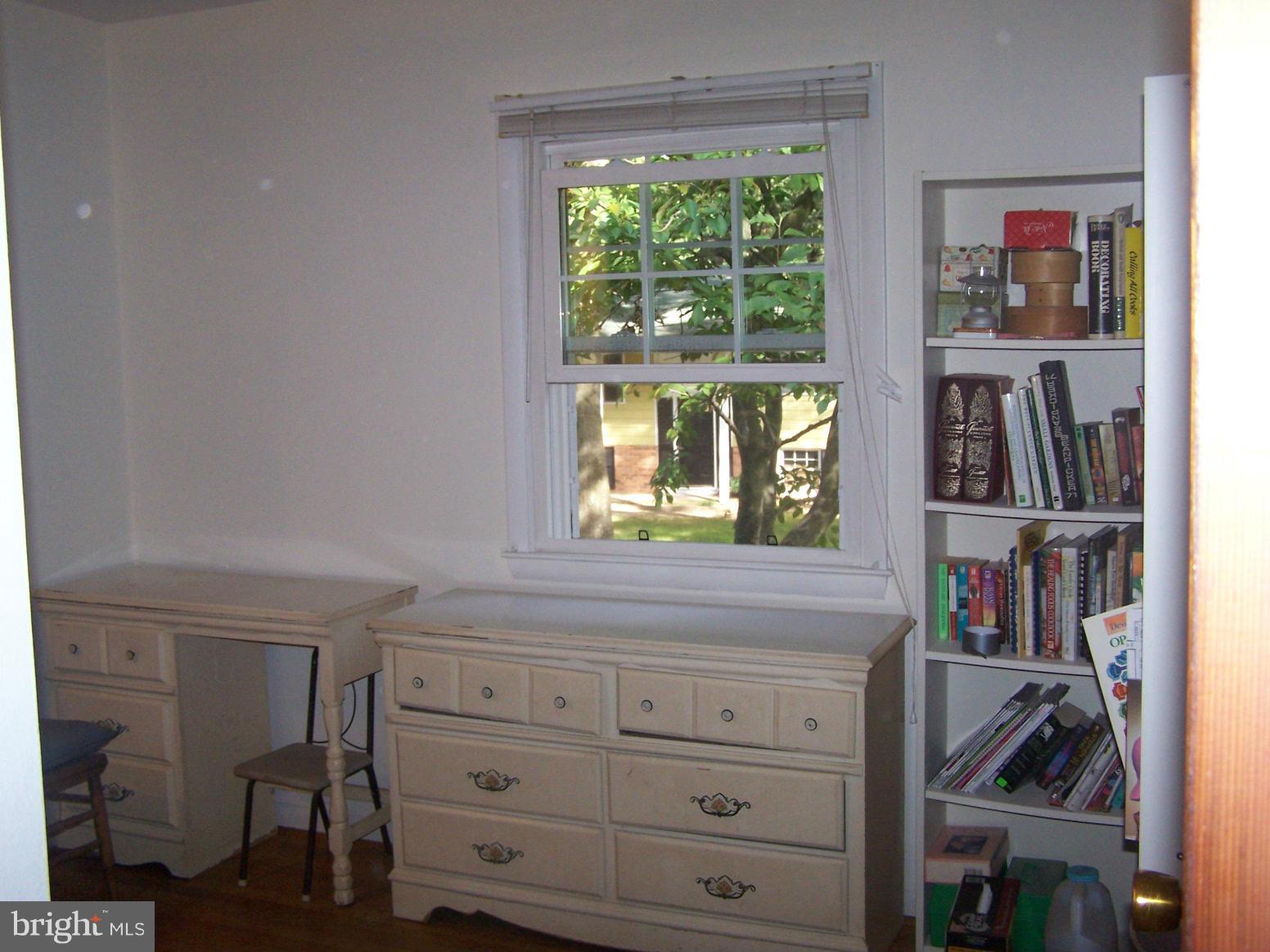 522 Manor Road Severna Park, MD 21146 - Photo 12 of 26 Bedroom