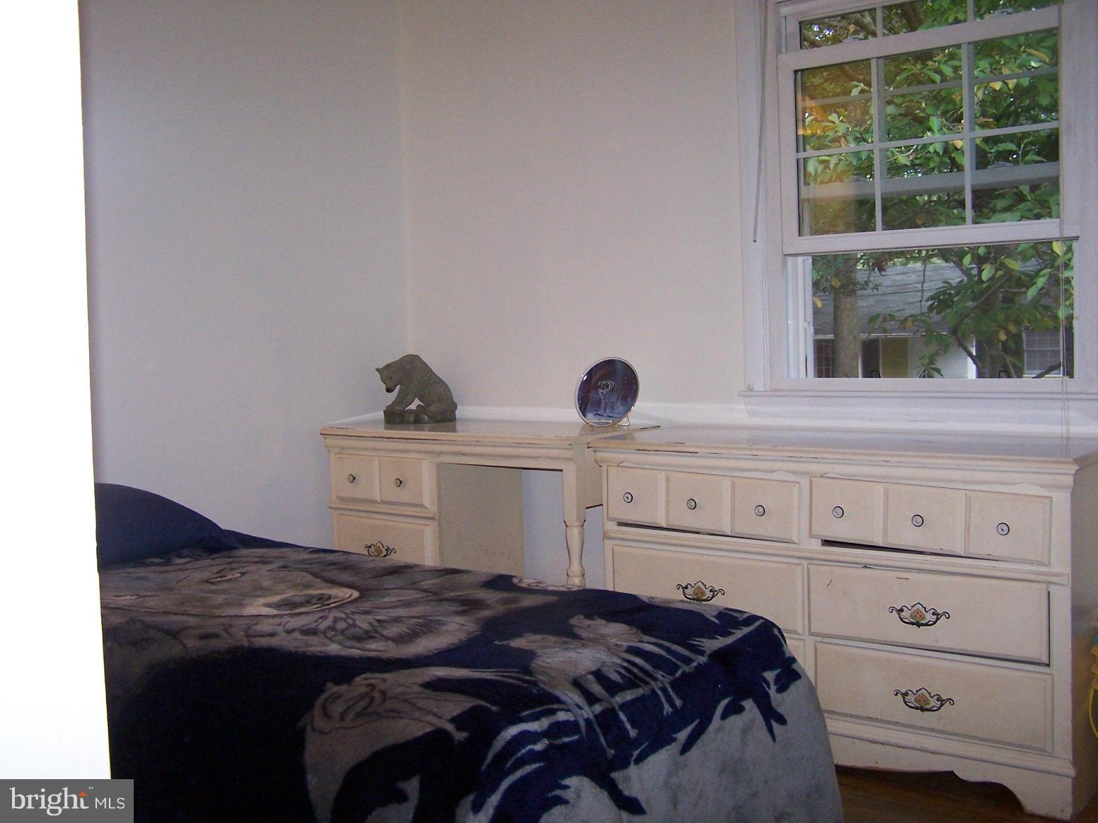 522 Manor Road Severna Park, MD 21146 - Photo 13 of 26 Bedroom
