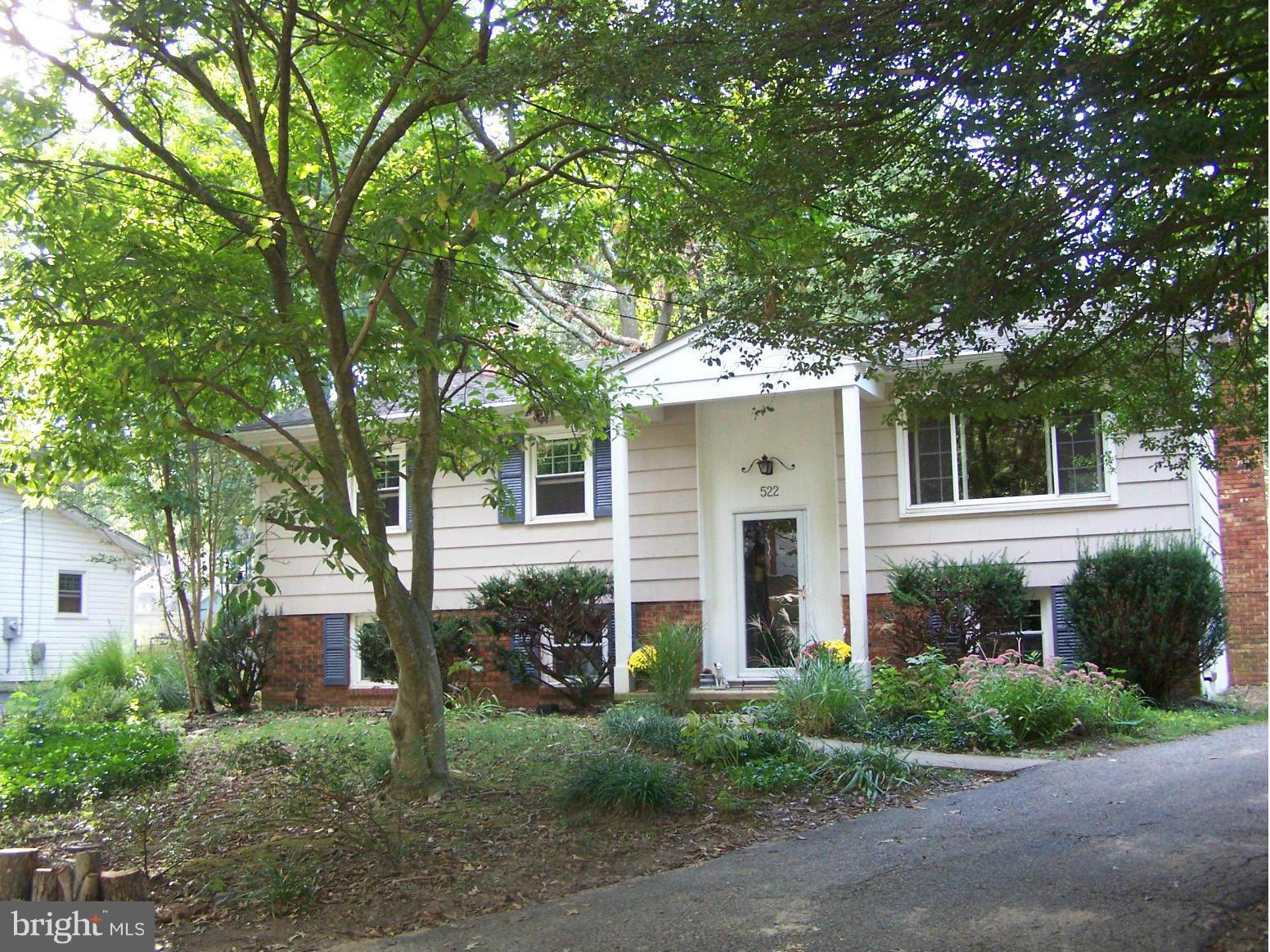 522 Manor Road Severna Park, MD 21146 - Photo 20 of 26 Exterior (Front)