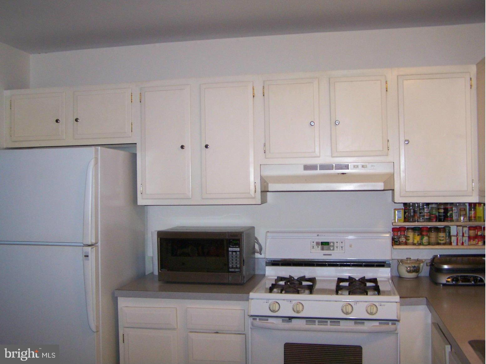 522 Manor Road Severna Park, MD 21146 - Photo 4 of 26 Kitchen