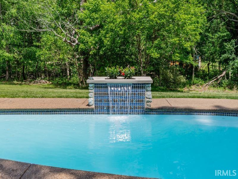 13725 Old State Road Evansville, IN 47725 - Photo 5 of 31