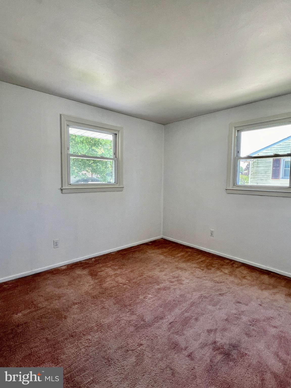 158 Brookside Boulevard Newark, DE 19713 - Photo 16 of 27 an empty room with windows