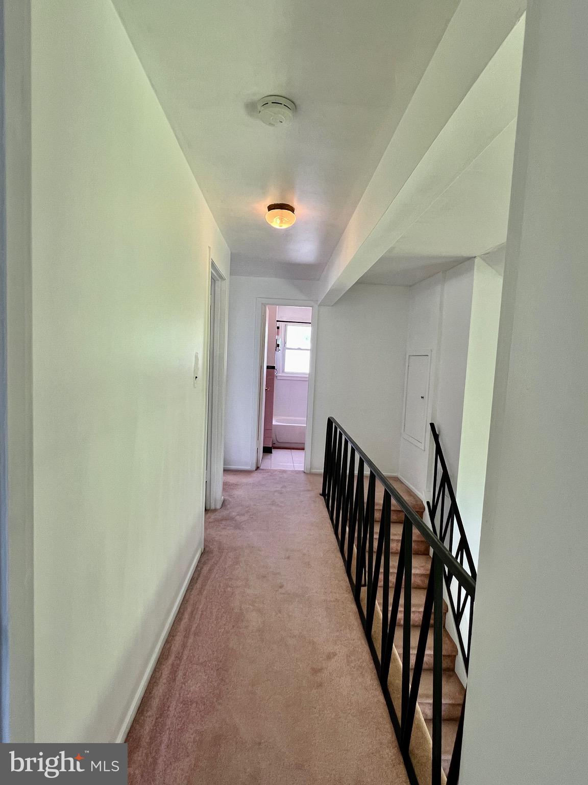 158 Brookside Boulevard Newark, DE 19713 - Photo 20 of 27 a view of a hallway with staircase