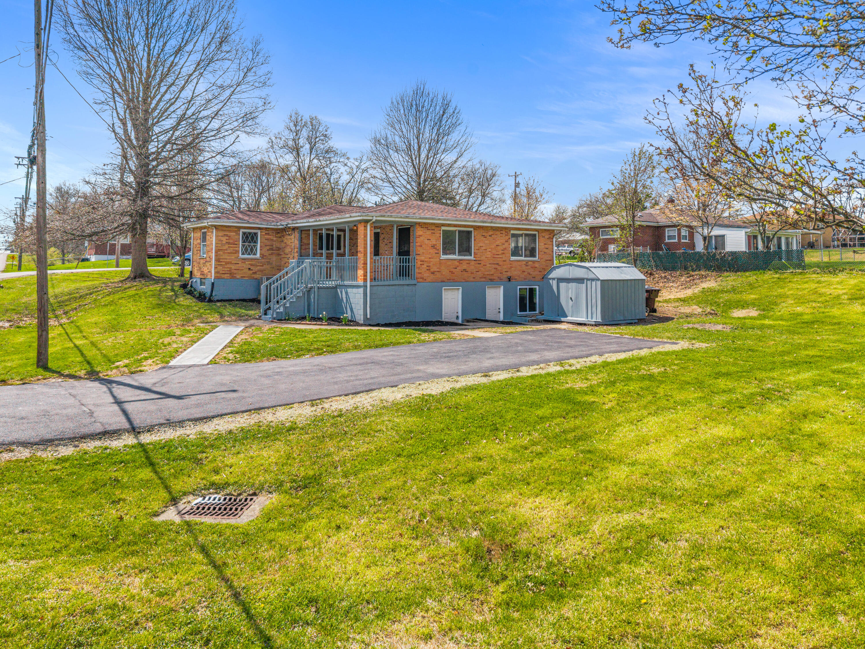 1002 Orchid Road Florence, KY 41042 - Photo 3 of 27