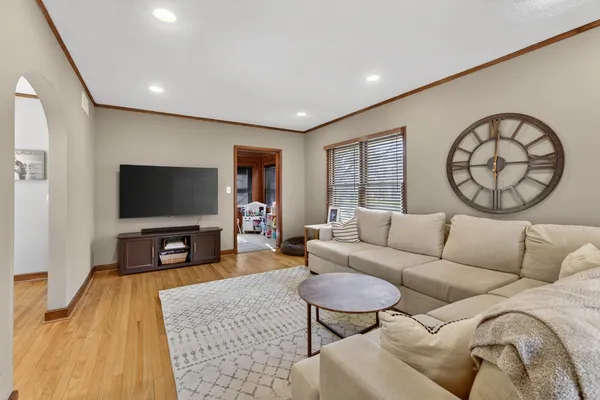 $240,000 | 221 North Higby Street, Jackson, MI 49202