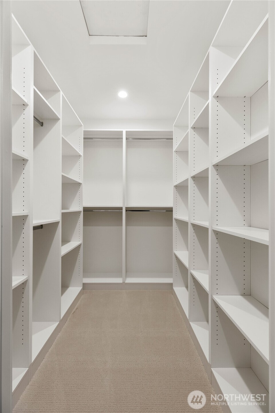 511 Morris Avenue South Renton, WA 98057 - Photo 29 of 40 a view of an empty walk in closet
