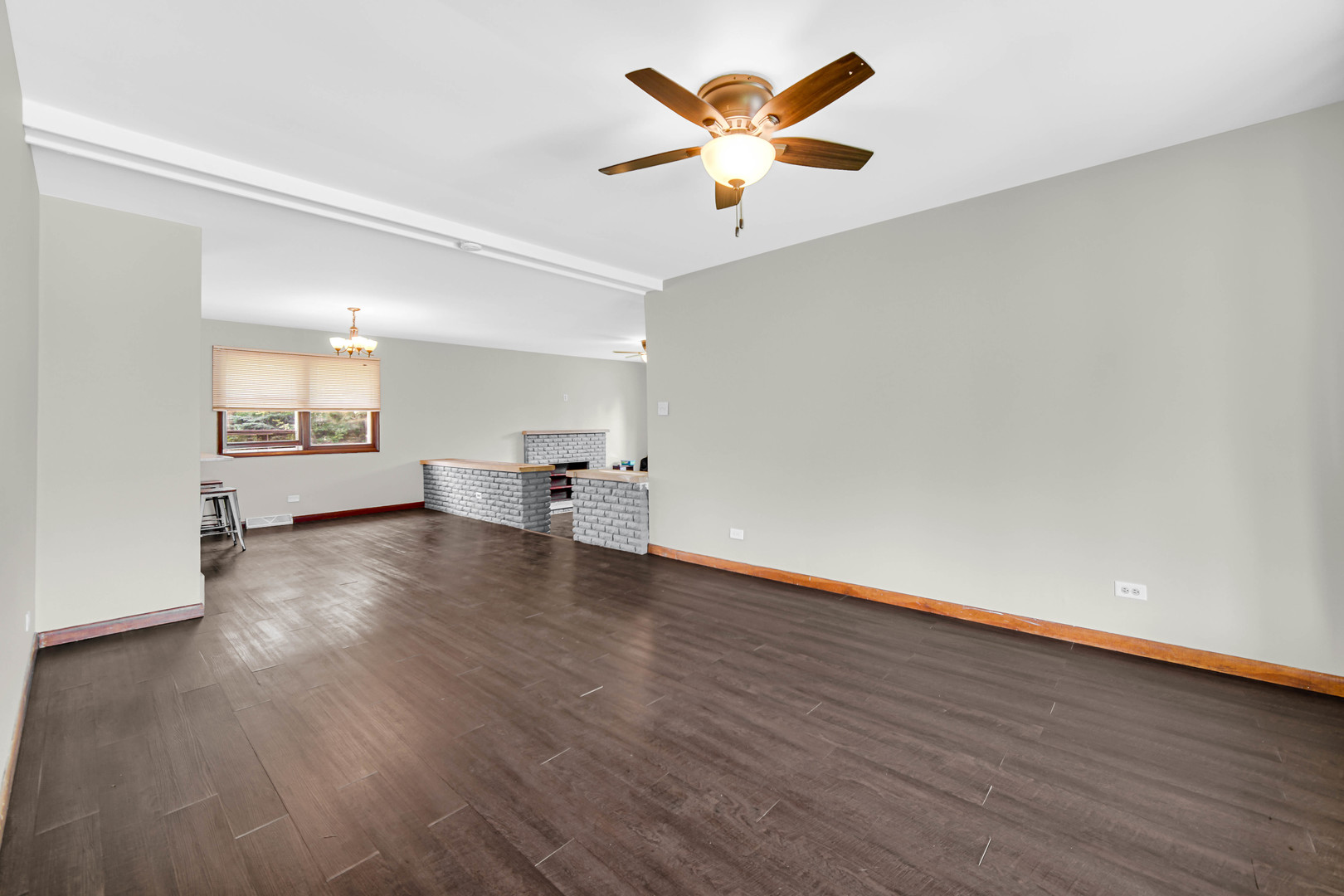 10S426 Ruth Drive Lemont, IL 60439 - Photo 12 of 25
