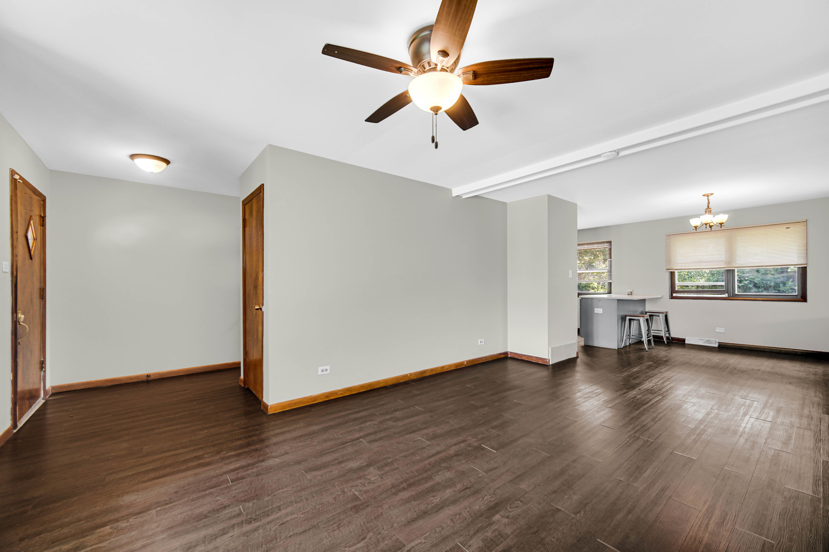 10S426 Ruth Drive Lemont, IL 60439 - Photo 10 of 25