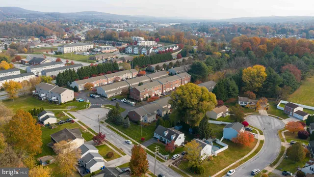 $220,000 | 3552 Mimi Court, York, PA 17402