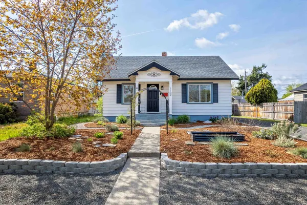 $380,000 | 1109 West Nebraska Avenue, Spokane, WA 99205