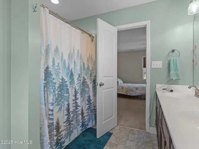 $2,100 | 216 Shell Rock Landing Road, Hubert, NC 28539