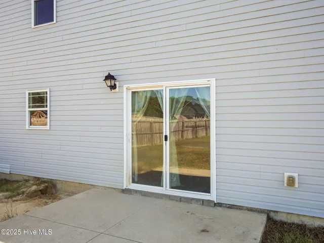 $2,100 | 216 Shell Rock Landing Road, Hubert, NC 28539