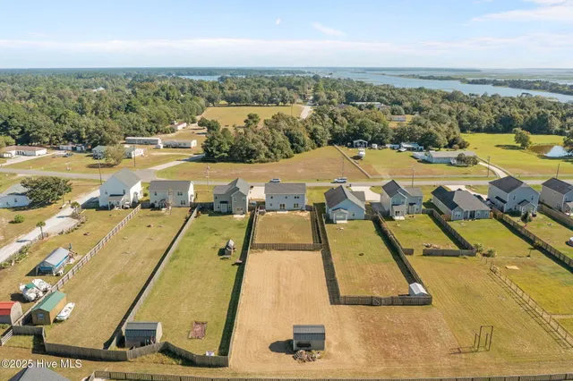 $2,100 | 216 Shell Rock Landing Road, Hubert, NC 28539