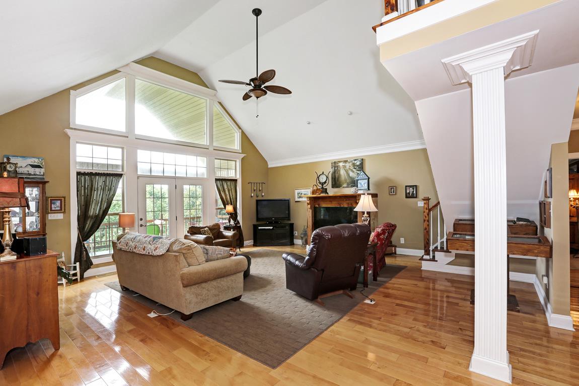 1690 Alf Harris Road Prospect, TN 38477 - Photo 9 of 30 a living room with furniture