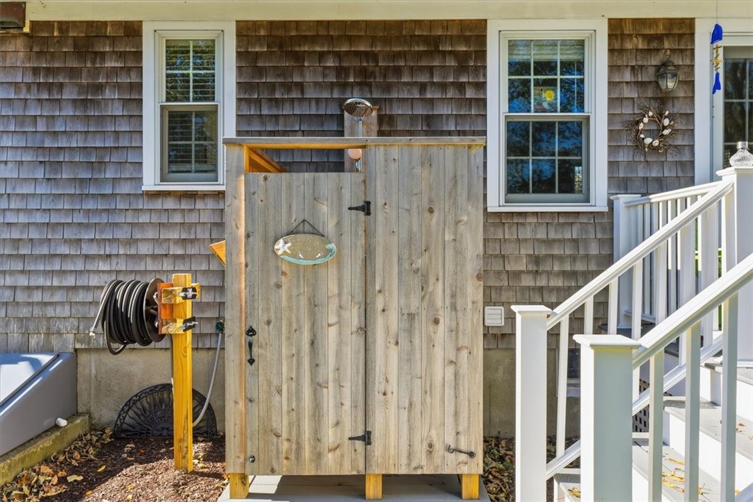 128 Maple Avenue Little Compton, RI 02837 - Photo 12 of 42