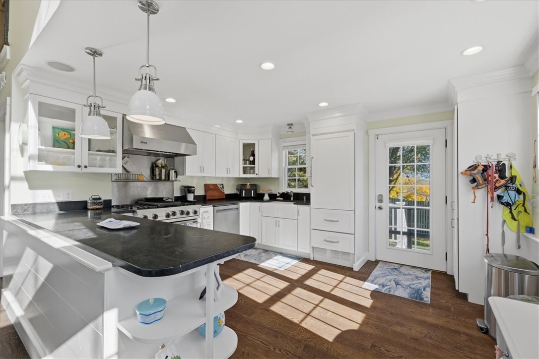 128 Maple Avenue Little Compton, RI 02837 - Photo 18 of 42