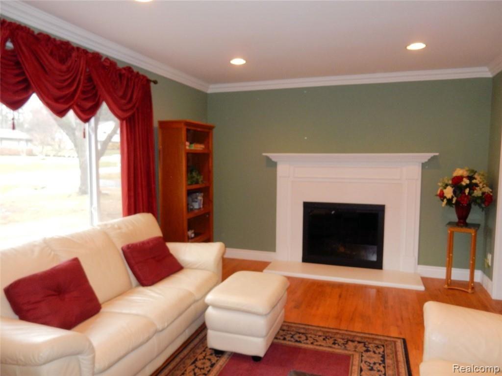 183 East Maryknoll Road Rochester Hills, MI 48309 - Photo 7 of 38