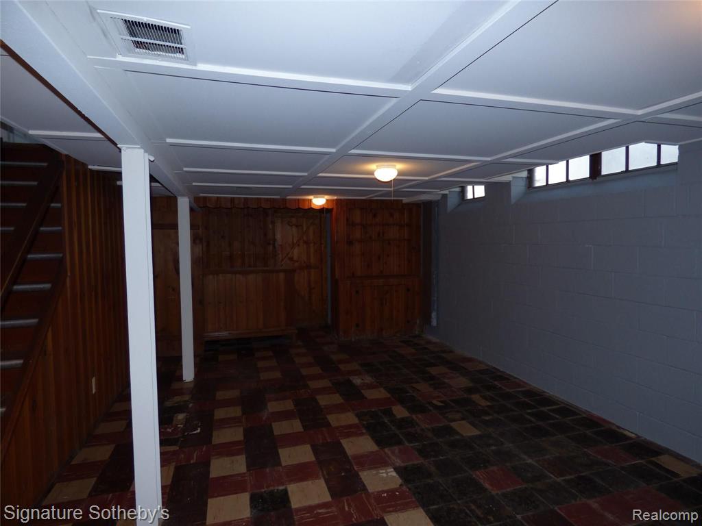 4083 Wakefield Road Berkley, MI 48072 - Photo 27 of 49