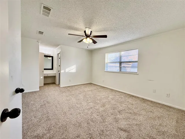 $2,500 | 2000 Southeast 10th Street, Mineral Wells, TX 76067