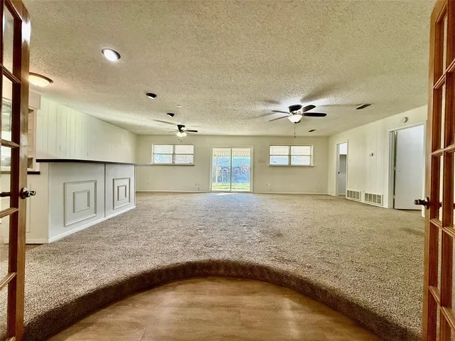 $2,500 | 2000 Southeast 10th Street, Mineral Wells, TX 76067