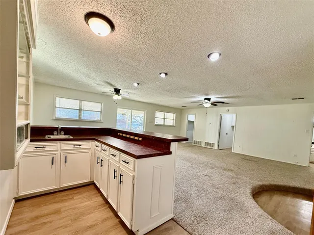 $2,500 | 2000 Southeast 10th Street, Mineral Wells, TX 76067