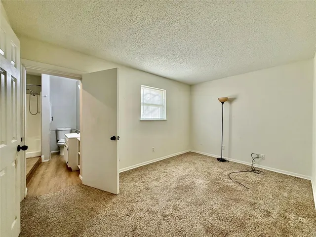 $2,500 | 2000 Southeast 10th Street, Mineral Wells, TX 76067