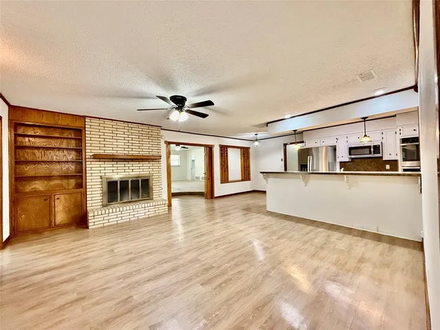 $2,500 | 2000 Southeast 10th Street, Mineral Wells, TX 76067