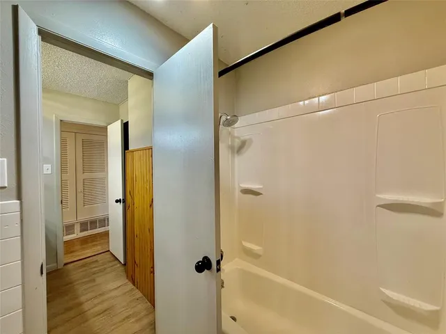 $2,500 | 2000 Southeast 10th Street, Mineral Wells, TX 76067