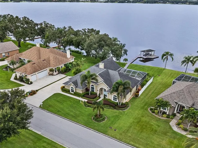 $799,977 | 220 Ruby Lake Lane, Winter Haven, FL 33884