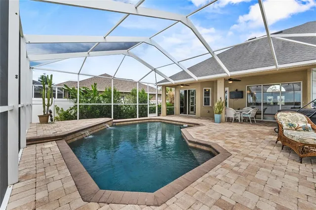 $799,977 | 220 Ruby Lake Lane, Winter Haven, FL 33884