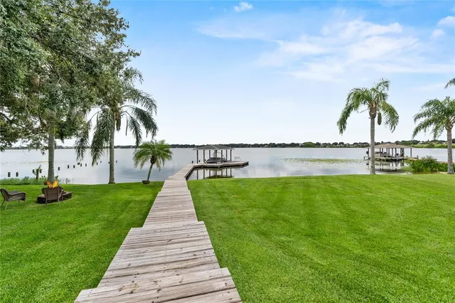$799,977 | 220 Ruby Lake Lane, Winter Haven, FL 33884